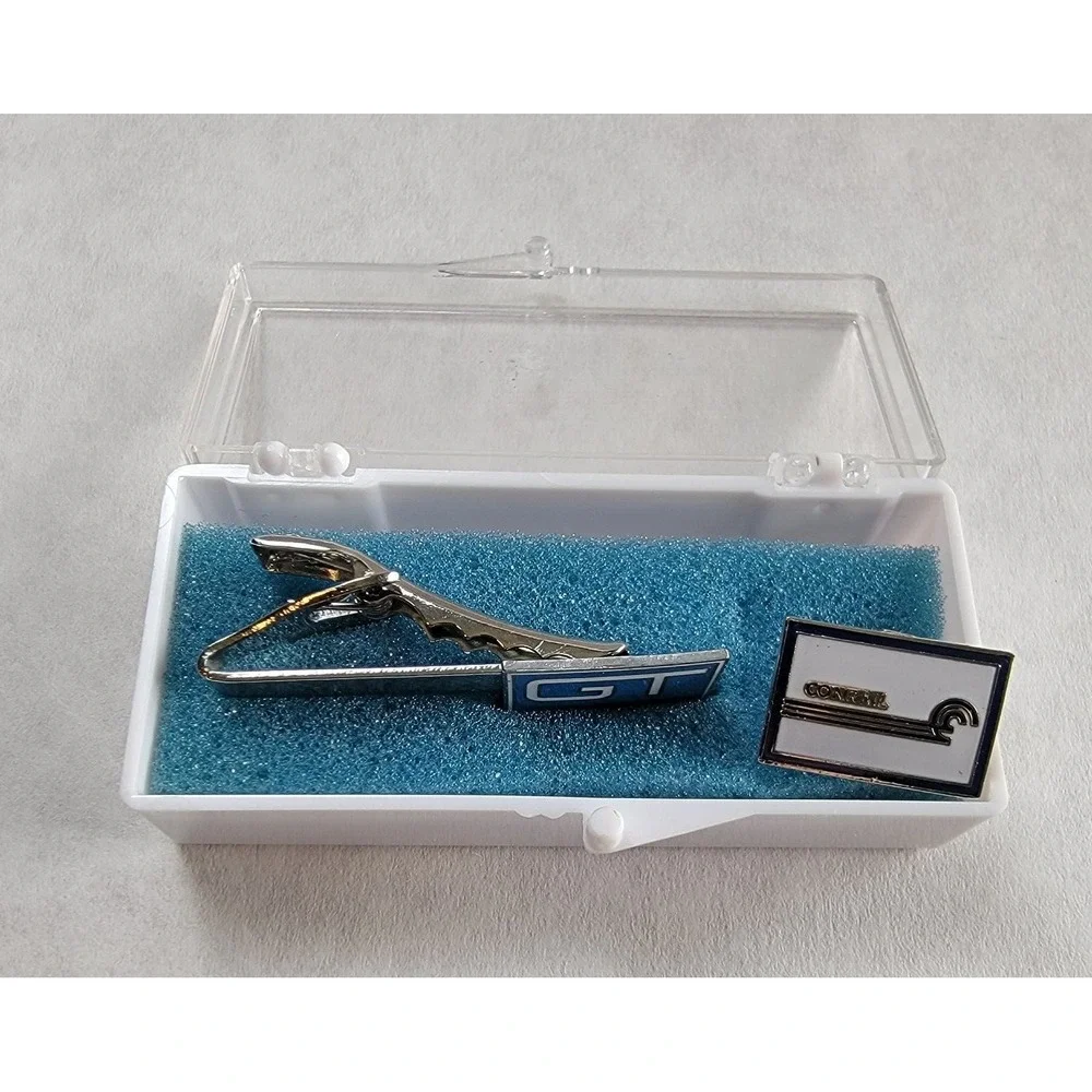 Grand Trunk Western &‎ Conrail Tie Tack Lapel Pin in Case Collectible Railroad